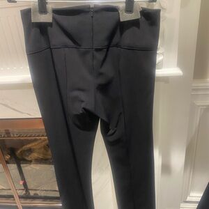 Veronica Beard Black Cropped Pants